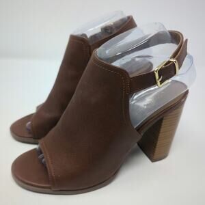 Covington Khloe Stacked Block Heel Sandal Womens Size 7.5